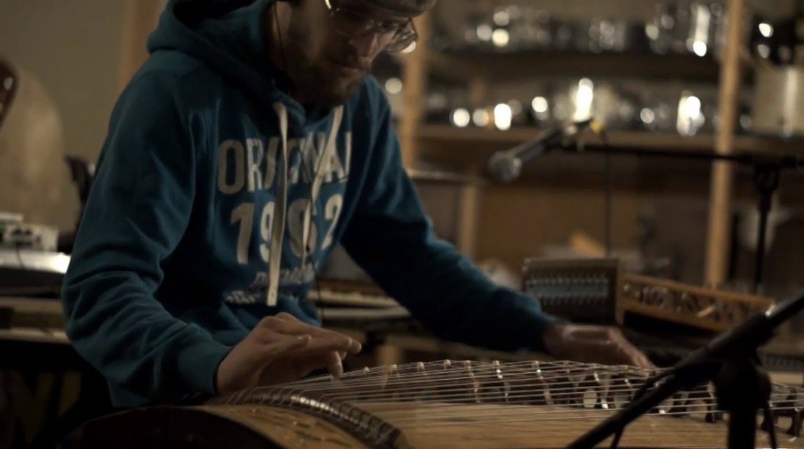 Estas Tonne - Indrė Kuliešiūtė - The Song Of The Butterfly Estas Tonne - Indrė Kuliešiūtė - The Song Of The Butterfly